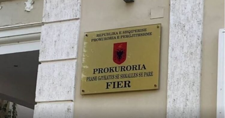 Apartamente, truall dhe kuotat e 5 shoqërive/ Prokuroria Fier kërkon konfiskimin e pasurive të një të dënuari