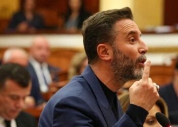 “Do votoj kundër” – Erion Braçe kundër marrëveshjes PS-PD