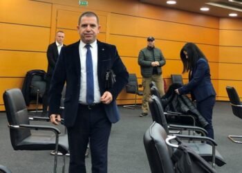 I morën 55 mijë euro të pandehurit për ta shpëtuar nga burgu, kalon për gjykim dosja ndaj dy ish-prokurorëve