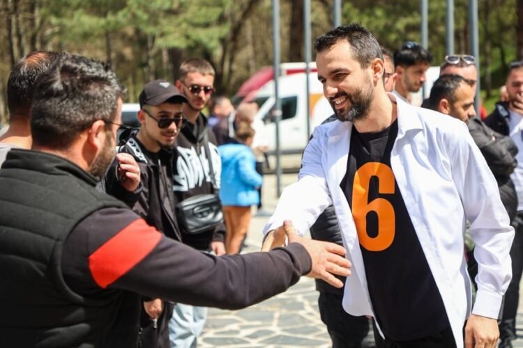 2500 euro çdo muaj, Lapaj kërkon nga shteti kompensimin e qirasë për selinë qendrore