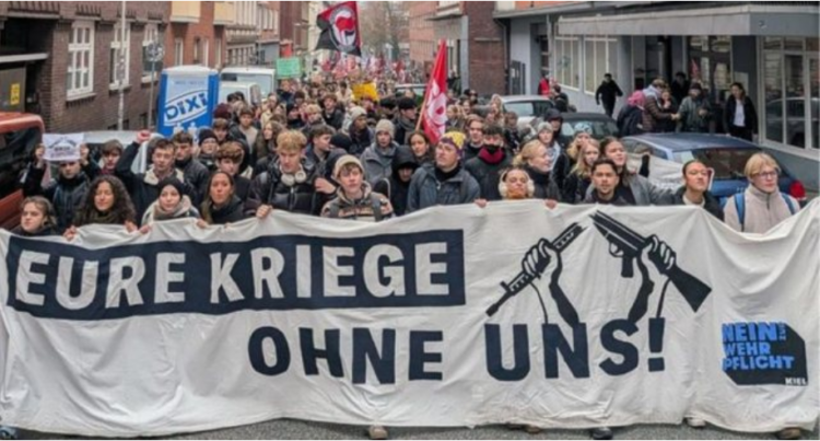 Mijëra nxënës shkollash në Gjermani protestojnë kundër shërbimit ushtarak