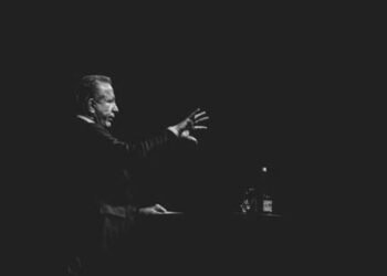 Pacolli sulmon Karakaçin/ “Narrativa e Delphos, gënjeshtër e turpshme”