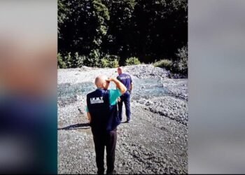 Shfrytëzonte në mënyrë të paligjshme inertet në lumin e Valbonës, gjobitet dhe pezullohet aktiviteti i një subjekti