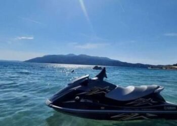 Jet ski përplaset me skafin e policisë në Ksamil, humb jetën 22-vjeçari