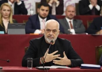‘‘Kjo është luftë’’ – Detajet e mbledhjes me dyer të mbyllura të PS-së dhe porositë e Ramës