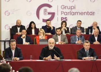 Rama kërcënon me largim: Ose do e bëjmë Shqipërinë, ose unë iki