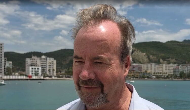 “Zverneci po përdoret politikisht”/ Gazetari i “New York Times” në Vlorë: Akuza të pavërteta “nxijnë” Shqipërinë