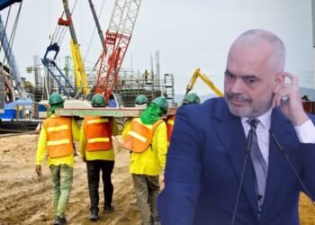 Shqipëria po mbushet me të huaj, lejet e punës në 2025, kryesojnë India, Egjipti dhe Turqia