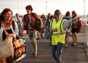 Situatë apokaliptike nga zjarret/ Macron mobilizon ushtrinë, Spanja shpall gjendjen e jashtëzakonshme, më shumë se 220,000 të evakuuar