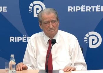 Berisha injoron thirrjet për burgosjen e tij dhe merr nën patronazhim protestën qytetare: Do bëjmë gjithçka që të ketë sukses