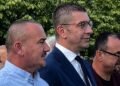 Kryeministri Mickoski në Pustec, për të dytën herë luhet vetëm himni maqedonas; kryebashkiaku kërkon ndjesë