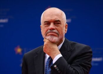 Ramën e bënë për ujë të ftohtë “kryebashkiakët e lodhur”