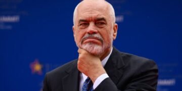 Ramën e bënë për ujë të ftohtë “kryebashkiakët e lodhur”