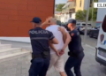Emrat/ Atentati në Elbasan, policia: Në pranga 52-vjeçari, sekuestrohet pistoleta