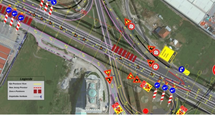 ARRSH bllokon qarkullimin në autostradën Tiranë-Durrës në kulmin e sezonit veror