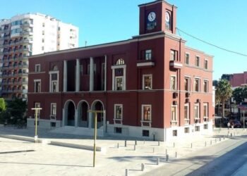Bashkia Durrës “braktis” rindërtimin, realizoi vetëm 1% të shpenzimeve në 6-mujorin e parë 2026