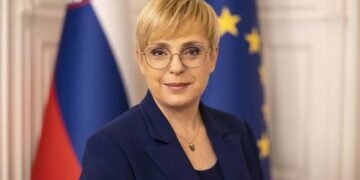 Presidentja sllovake nën akuza për lidhje me rrjetet ruse, kërkohet t’i hiqet qasja në informacionet sekrete