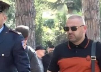 Pas përjashtimit nga policia, Ulian Shpataraku në telashe të reja. Shpallet në kërkim pas sherrit në Dhërmi