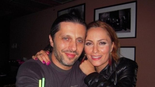 “Familja jonë ka heshtur për vite”, motra e Erjon Zaloshnjës shpërthen ndaj Eneda Tarifës: Vetëm nënë nuk quhet, e ka manipuluar vajzën