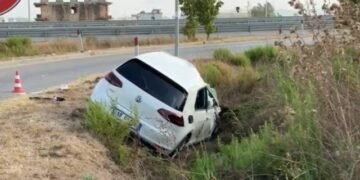 Humbi kontrollin e automjetit dhe përfundoi në kanal, ndërron jetë 19-vjeçari!