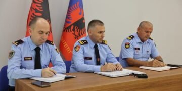 Urdhri i Hitës për strukturat në Tiranë, Korçë dhe Dibër: Goditni grupet kriminale dhe kapni personat në kërkim