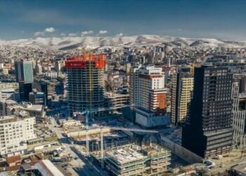 Moody’s paralajmëron Shqipërinë për goditjen që mund të vijë nga tregu i pasurive të paluajtshme