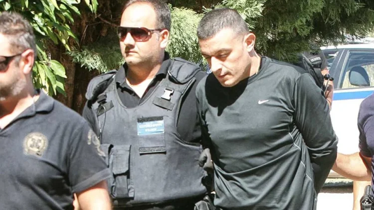 I njohur për famën e arratisjeve nga burgjet greke, si mori 16 ditë leje Alket Rizai