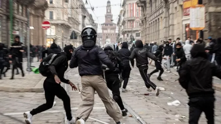 Protestat në Itali, lind “Lëvizja 17 Tetori”, manifesti i saj: Një lëvizje rinore, pa drejtues dhe pa hierarki