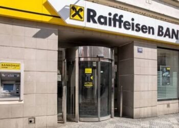 SMS mashtruese në emër të Raiffeisen Bank, klientëve u kërkohen të dhënat e kartës dhe kodet e sigurisë