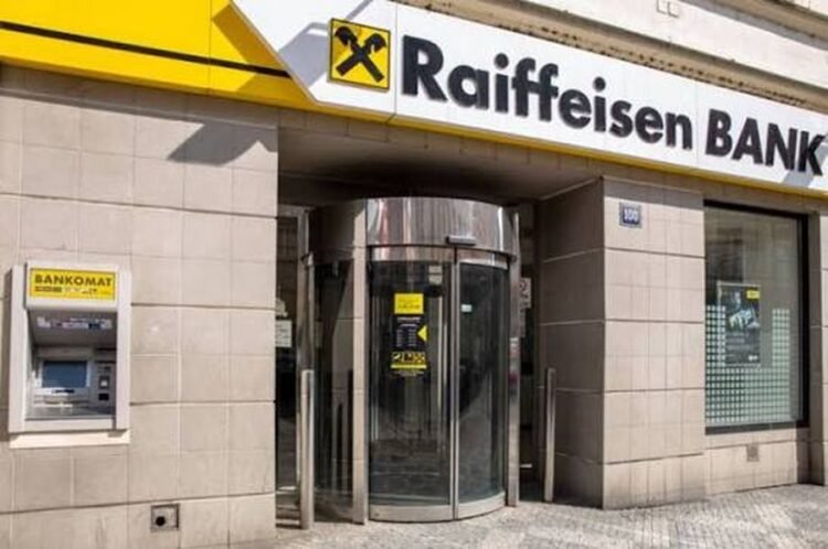SMS mashtruese në emër të Raiffeisen Bank, klientëve u kërkohen të dhënat e kartës dhe kodet e sigurisë