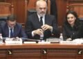 Ciu ciu gjithë ditën, por Braçe dhe Spiropali votojnë si çeçua shkrirjen e bashkive siç e kërkoi Rama