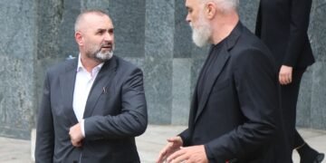 Ulsi Manja në delir: E patë si u bëmë dje grusht të bashkuar? Mund të bëjmë edhe 90 vota, por s’na duhen tani