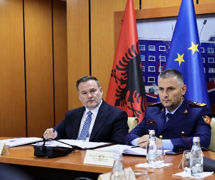 Ervin Demo reagon për herë të dytë, paralajmëron masa për dhunën në protestë. Ministri po ia lë në derë policisë përgjegjësinë e Skënder Hitajt?