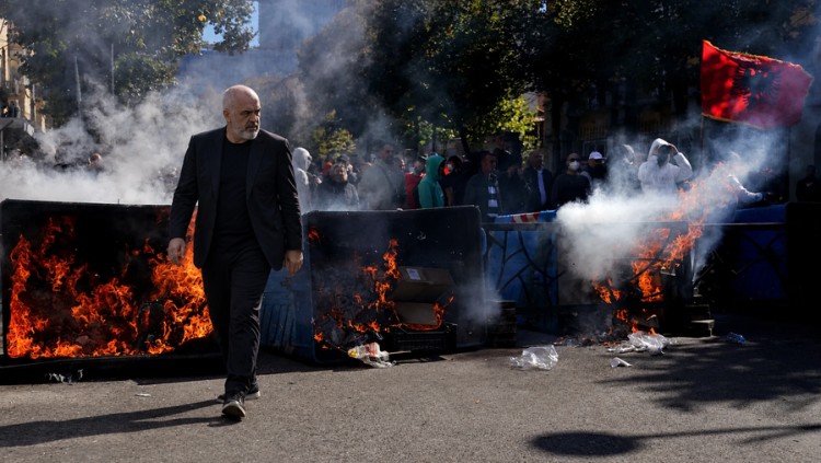 ANTIFA në Shqipëri, mes akuzave dhe fakteve