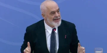 Qeveria kalon me urgjencë shpërblimin 2.5 mijë euro për policët, 2750 policë do të marrin 7.5 miliardë lekë