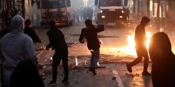 Protesta para Ministrisë së Arsimit, 16 të arrestuar!